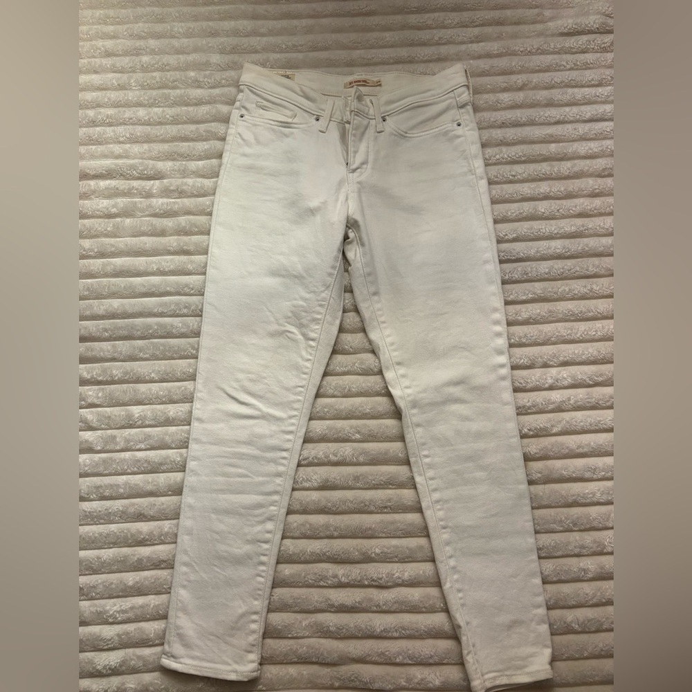 Levi’s White Skinny Jeans